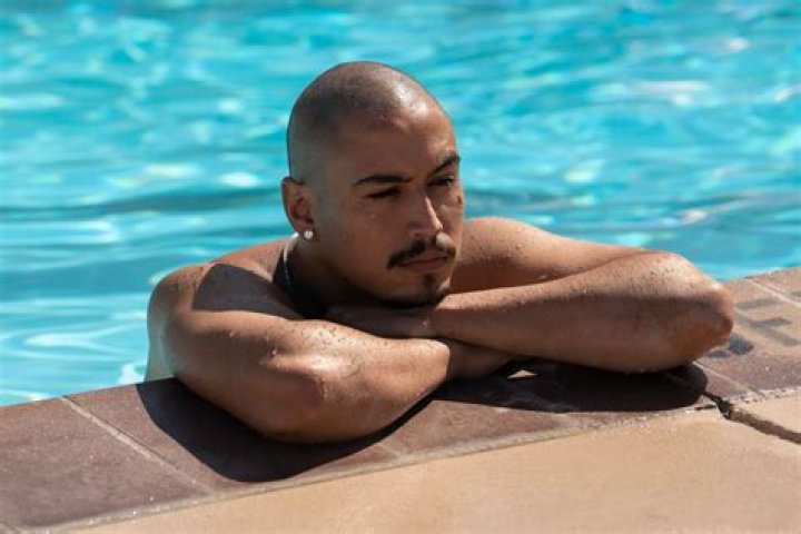 Julio Fernndez Biography, Age, Height, Wife, Net Worth, Family