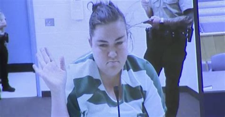Neighbor Sarah Wondra arrested in connection to missing 5-yr-o |