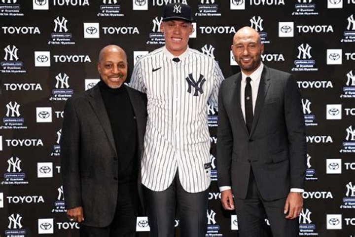 People Talk About Greatness and Former Yankees Captain Derek JeterCollaborates With NHL Le